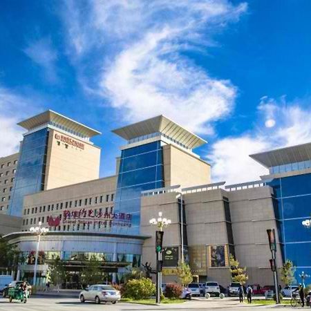 Grand Soluxe Hotel Дунхуан Екстериор снимка