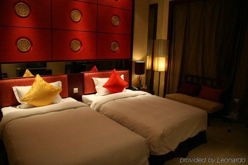 Grand Soluxe Hotel Дунхуан Екстериор снимка