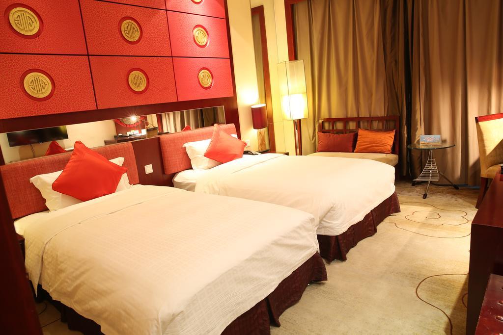 Grand Soluxe Hotel Дунхуан Екстериор снимка