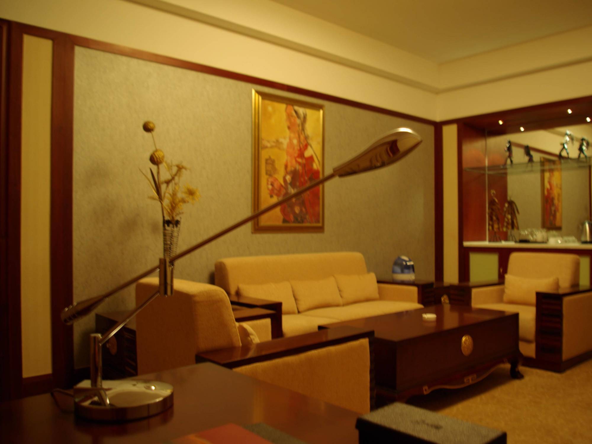 Grand Soluxe Hotel Дунхуан Екстериор снимка